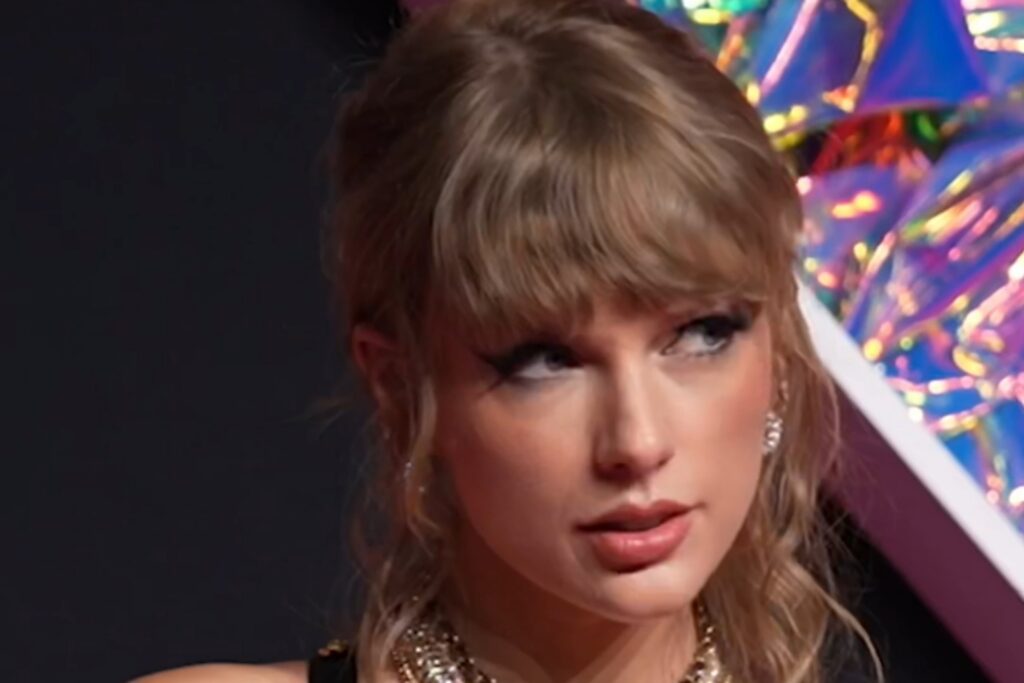 Taylor Swift Closed the Academy Museum Gala With Four Songs; It Raised Over  Million